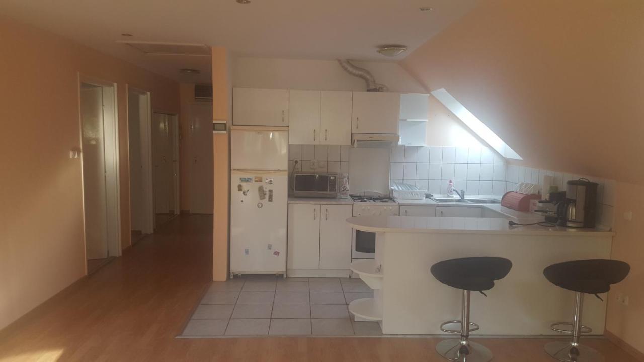 Bliss Apartment Tata Εξωτερικό φωτογραφία