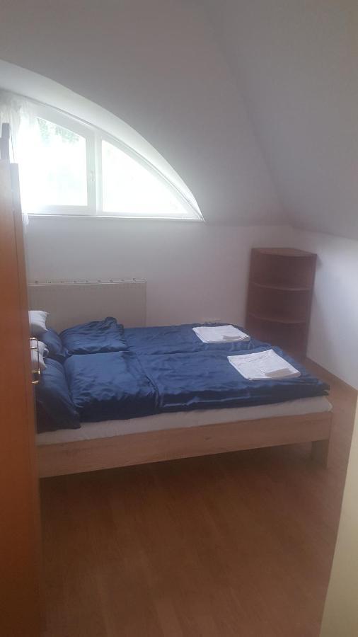 Bliss Apartment Tata Εξωτερικό φωτογραφία